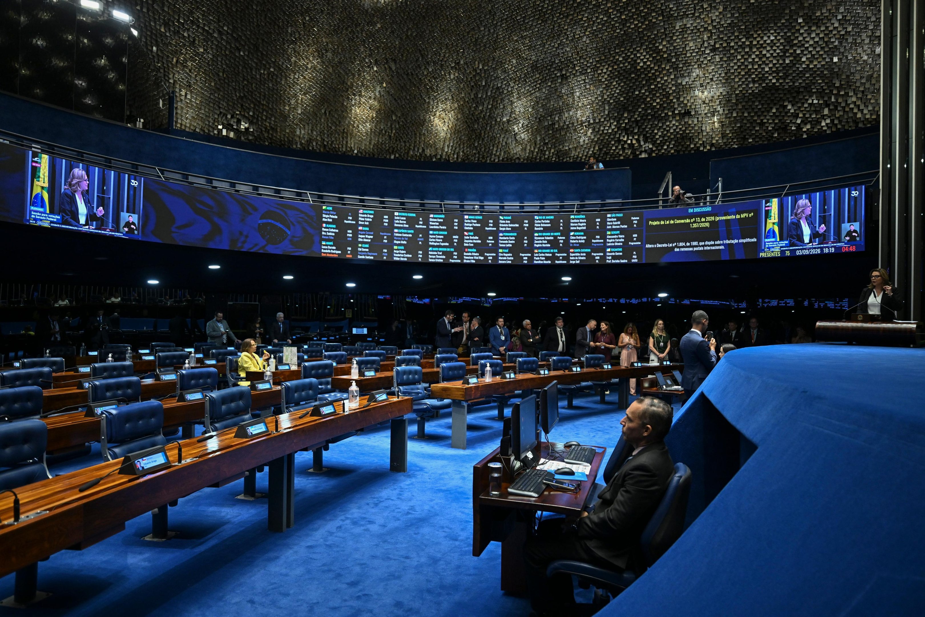 Neste ano, eleitores ir&atilde;o escolher dois nomes para o Senado Federal