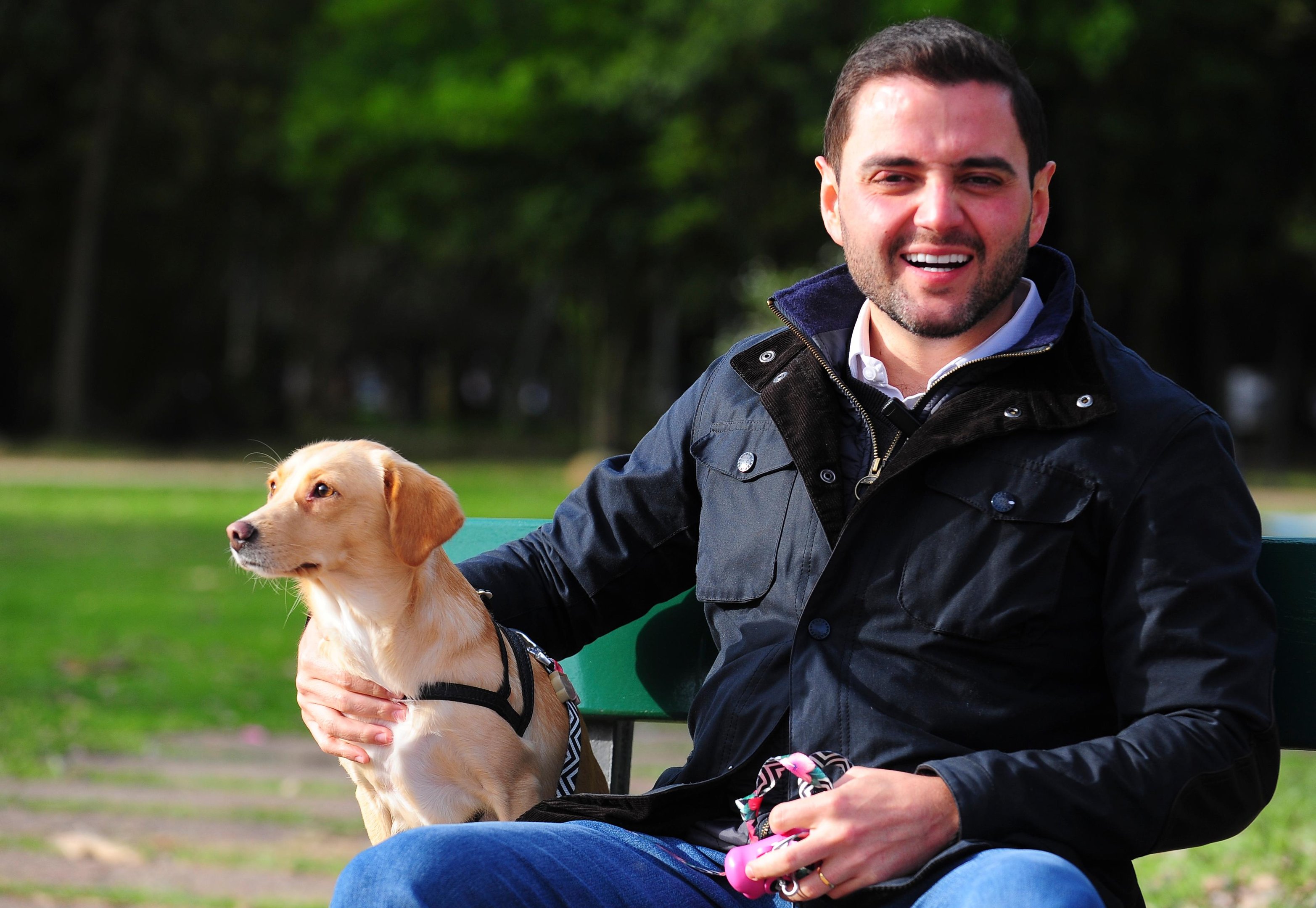 No Parque da Reden&ccedil;&atilde;o, o candidato costuma passear com a cadela da fam&iacute;lia, Bibiana Terra