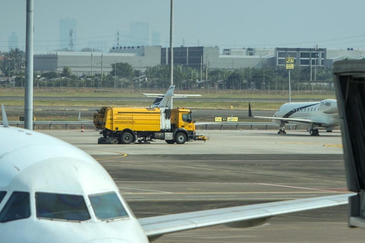 Aeroportos s&atilde;o reabertos na Indon&eacute;sia ap&oacute;s erup&ccedil;&atilde;o vulc&acirc;nica