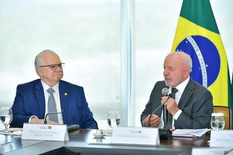 Lula pede medidas imediatas contra a crise no Poder Judici&aacute;rio