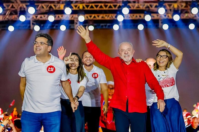 Lula disse que os candidatos dele &agrave; Casa Legislativa s&atilde;o apenas J&uacute;lio C&eacute;sar (PSD) e Marcelo Castro (MDB)