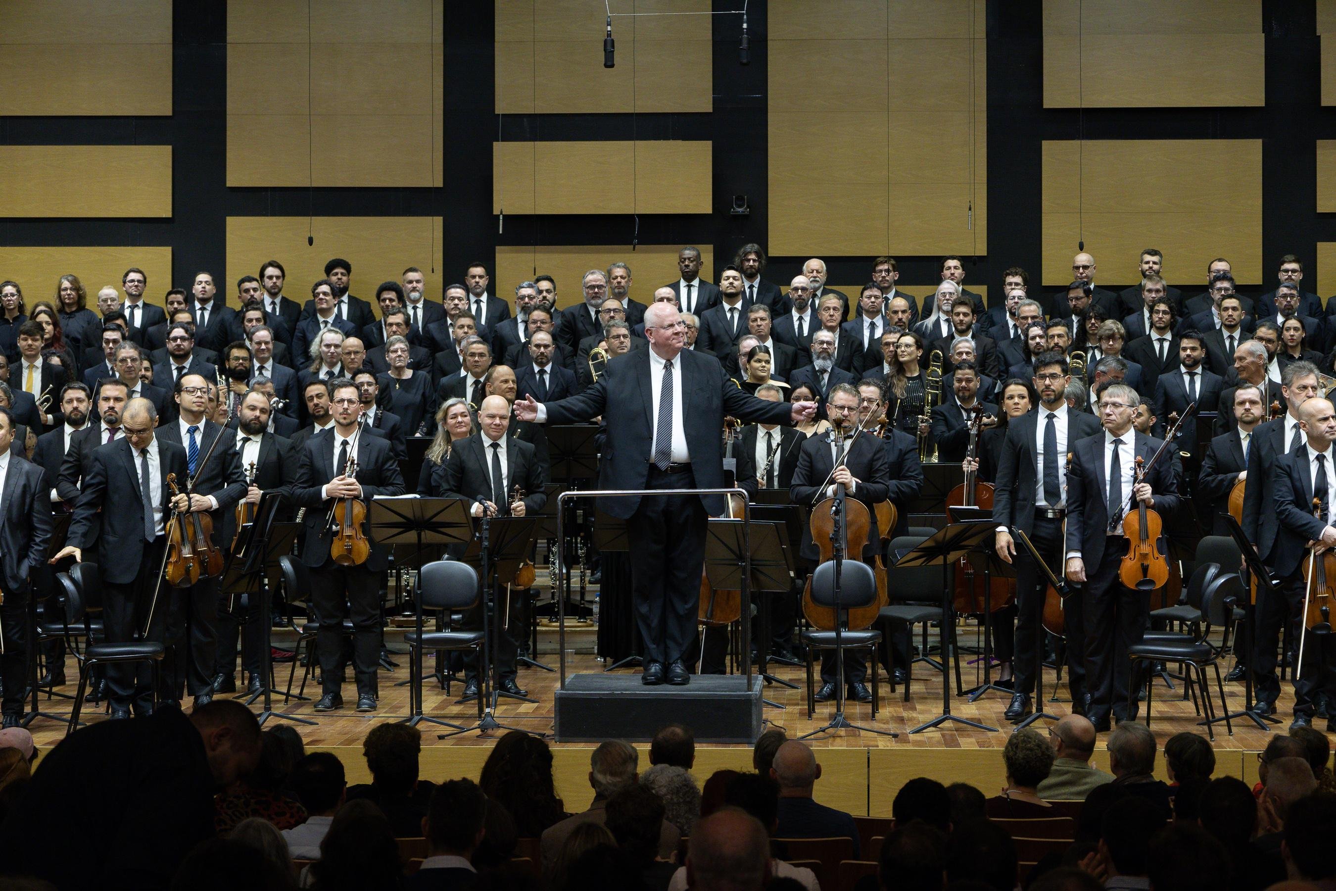 A Ospa apresenta, nos dias 12 e 13, s&aacute;bado e domingo,  &agrave;s 17h, na  Casa da Ospa, a obra sacra &ldquo;Requiem&rdquo;, do compositor italiano Giuseppe Verdi, sob reg&ecirc;ncia de Manfredo Schmiedt