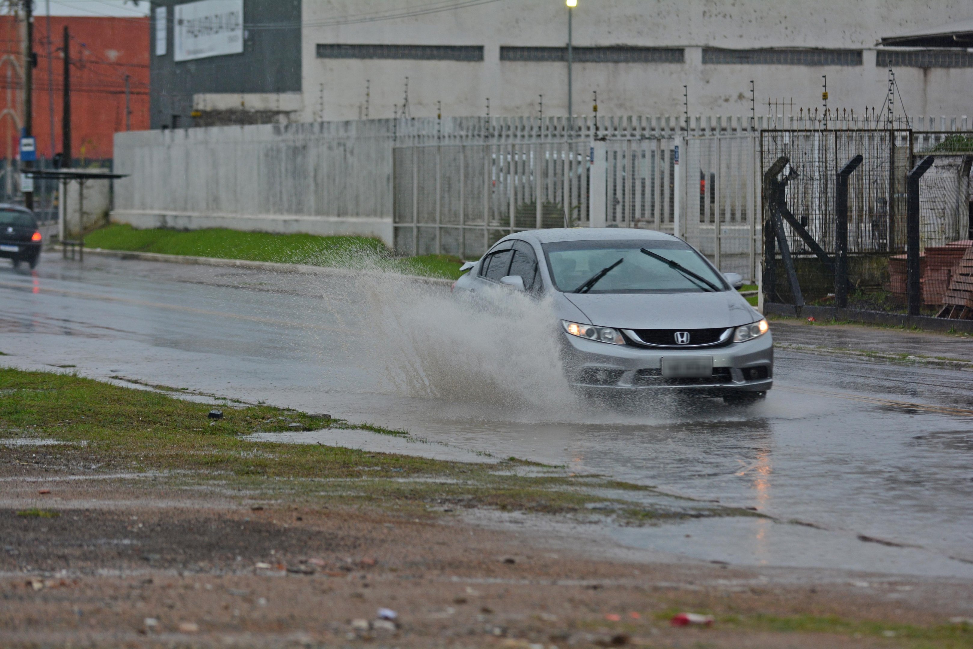 Segundo a Defesa Civil, a maior parte da chuva caiu depois da meia-noite