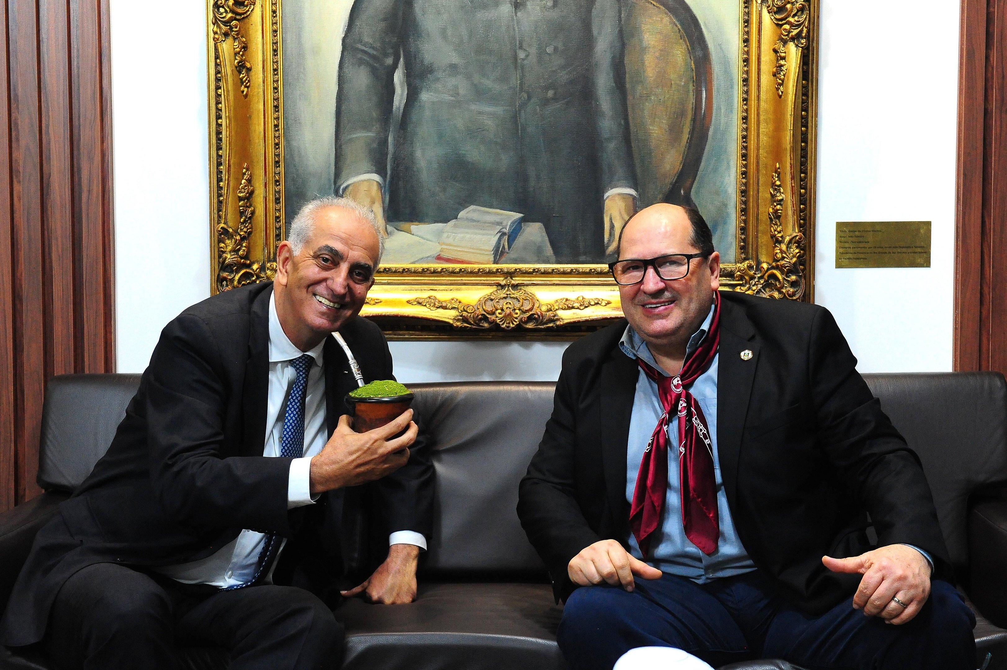 Visita do Embaixador da Palestina Marwan Jebril ao Presidente da AL Sergio Peres