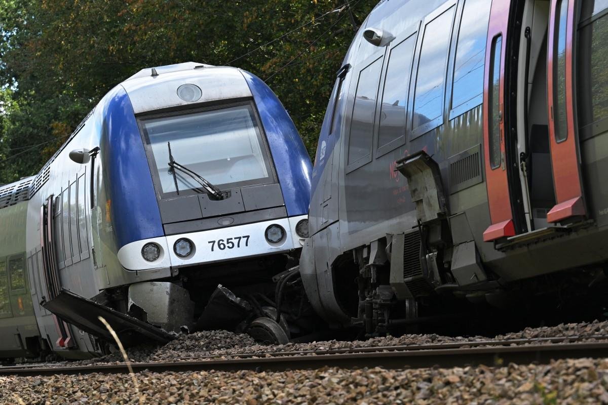 Fran&ccedil;a minimiza hip&oacute;tese de ato deliberado ap&oacute;s descarrilamento de trem