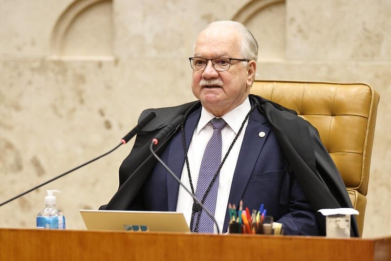 Fachin nega afastamento de Dino em a&ccedil;&otilde;es de Fl&aacute;vio Bolsonaro