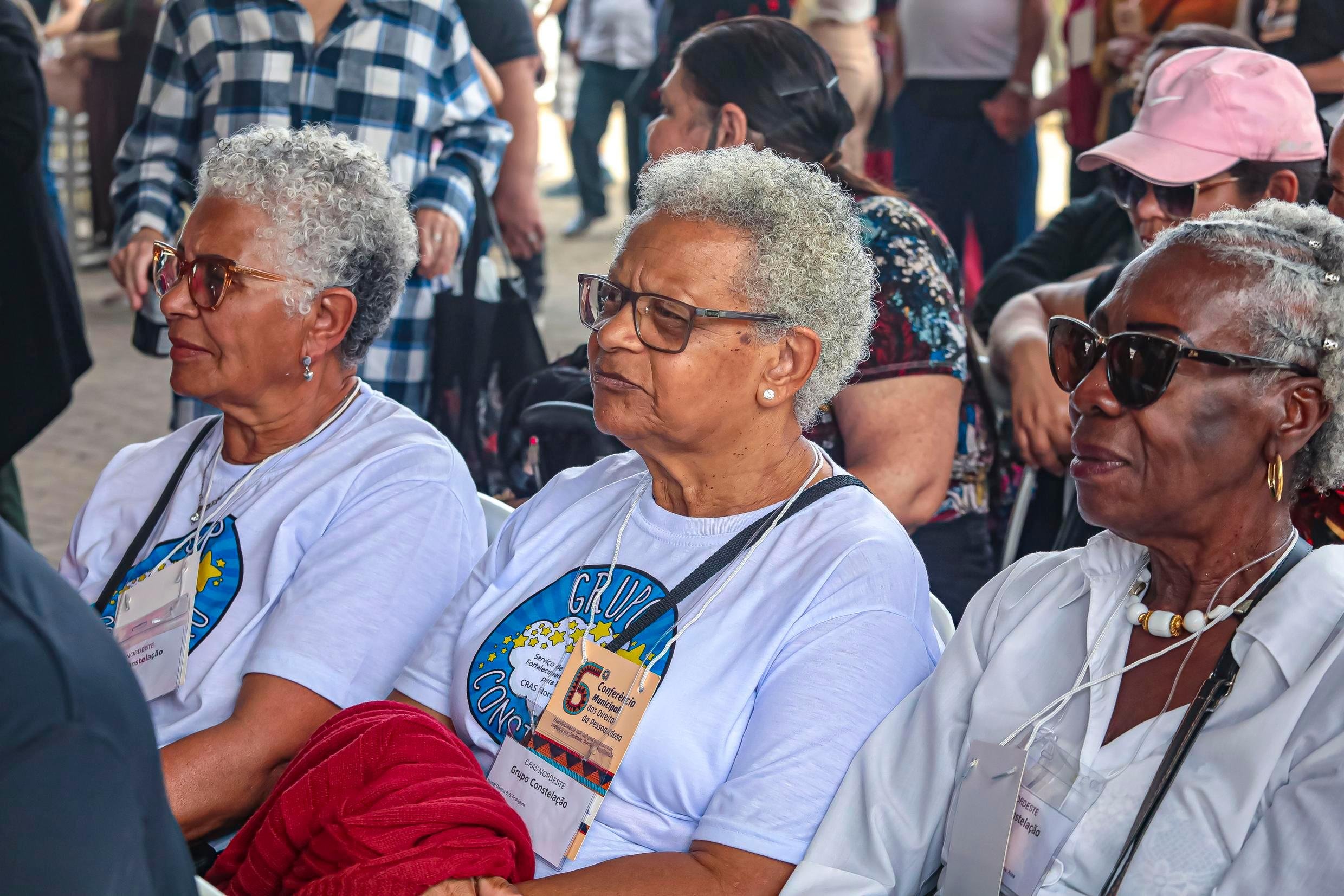 Programa&ccedil;&atilde;o vai das 10h &agrave;s 17h e inclui duas horas de show-baile