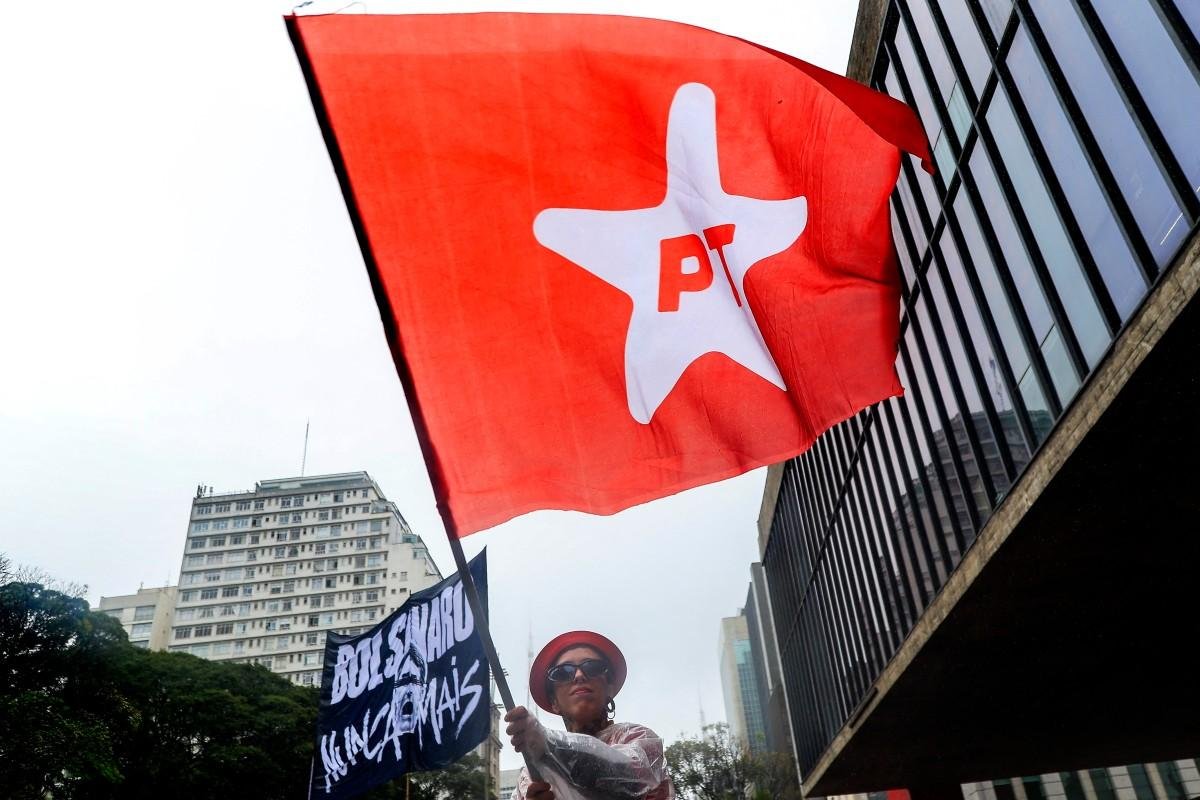 No fim do dia, a partir das 18h, est&aacute; prevista uma live com o presidente Luiz In&aacute;cio Lula da Silva com a milit&acirc;ncia