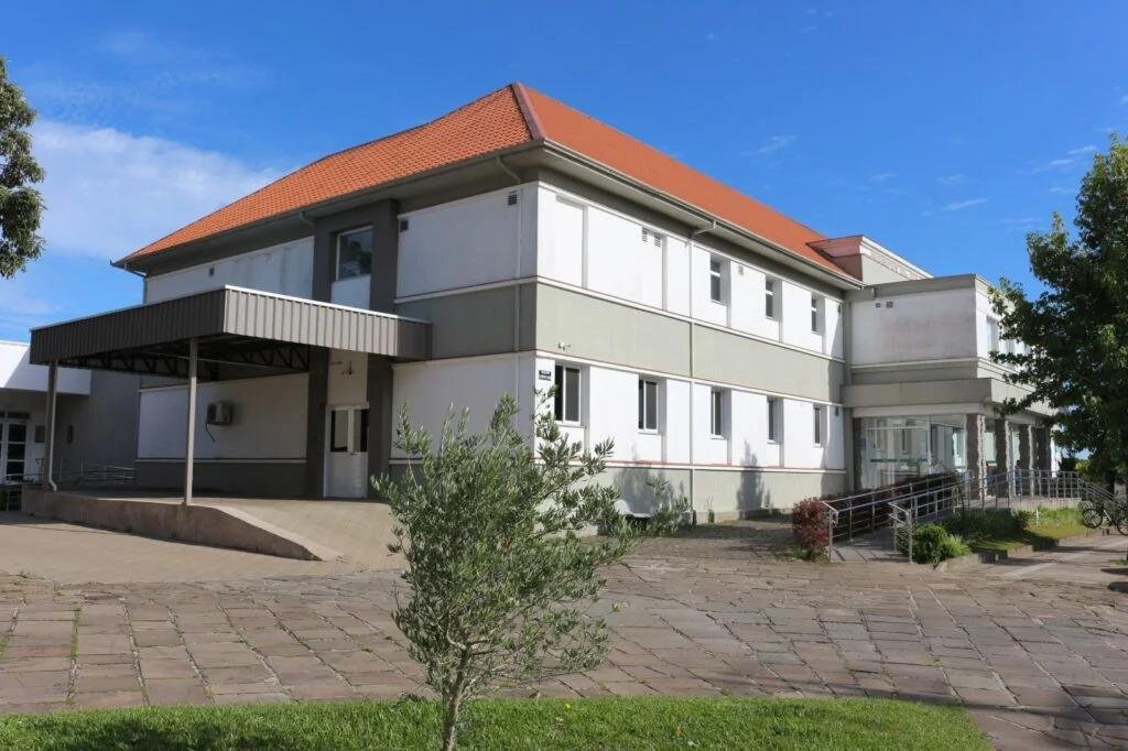 Beb&ecirc; de dois meses morreu ap&oacute;s m&atilde;e levar ao Hospital de S&atilde;o Francisco de Paula com sinais de maus-tratos