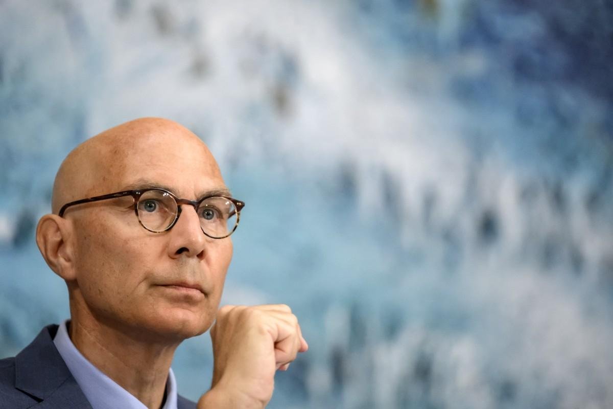 "Este relat&oacute;rio lembra mais uma vez &agrave;s empresas que elas t&ecirc;m responsabilidades em mat&eacute;ria de direitos humanos", declarou Volker T&uuml;rk