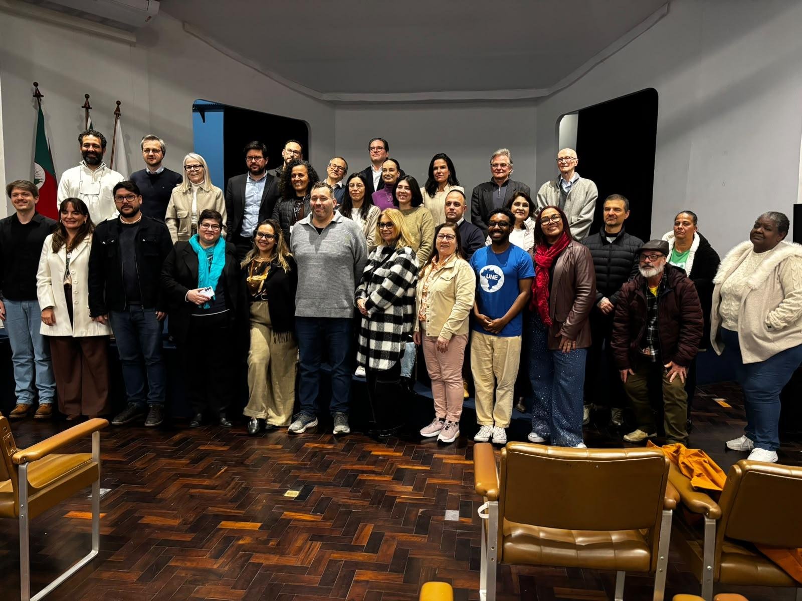 Membros s&atilde;o representantes de poder p&uacute;blico e sociedade civil