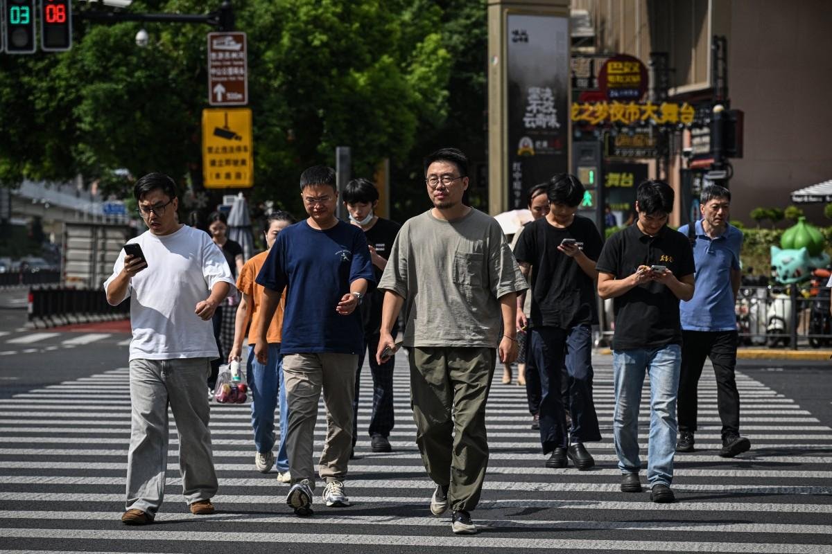 Cidad&atilde;os que infringirem a regulamenta&ccedil;&atilde;o de importa&ccedil;&otilde;es e exporta&ccedil;&otilde;es de tecnologia poder&atilde;o ser proibidos de deixar a China