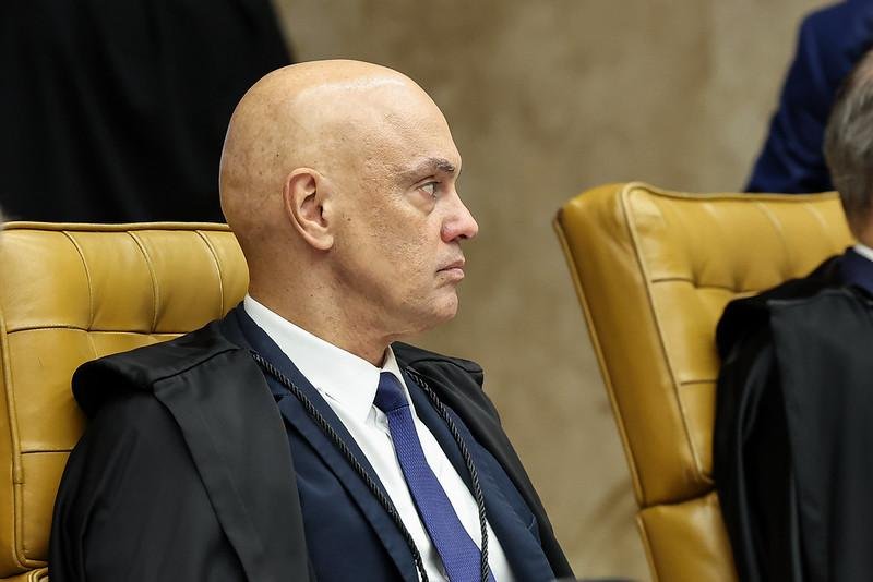 Ministro Alexandre de Moraes fez cr&iacute;ticas abertas ao colega Mendon&ccedil;a