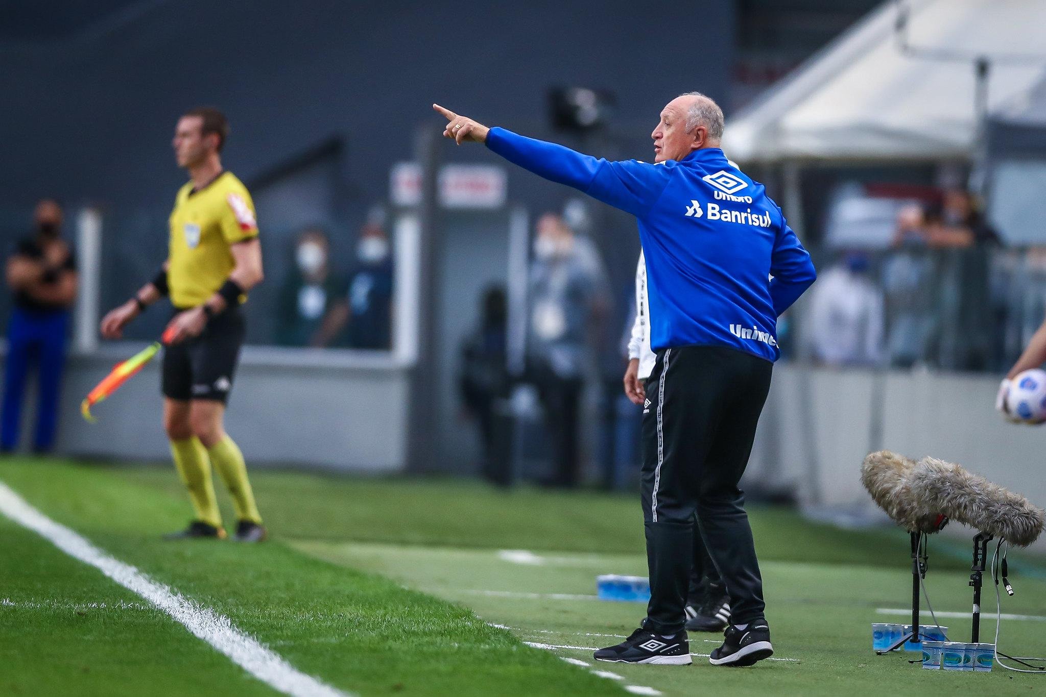 Felip&atilde;o deixou o Gr&ecirc;mio na madrugada depois da derrota para o Santos na Vila Belmiro, em 2021