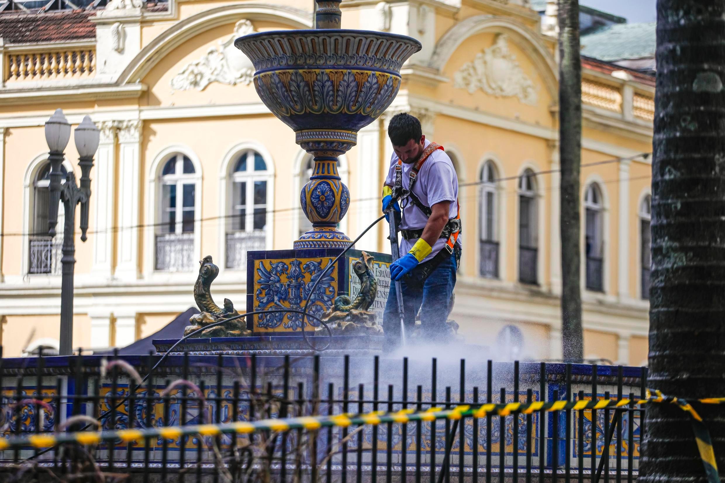 Trabalhos s&atilde;o coordenados pela Secretaria Municipal de Servi&ccedil;os Urbanos (Smsurb)