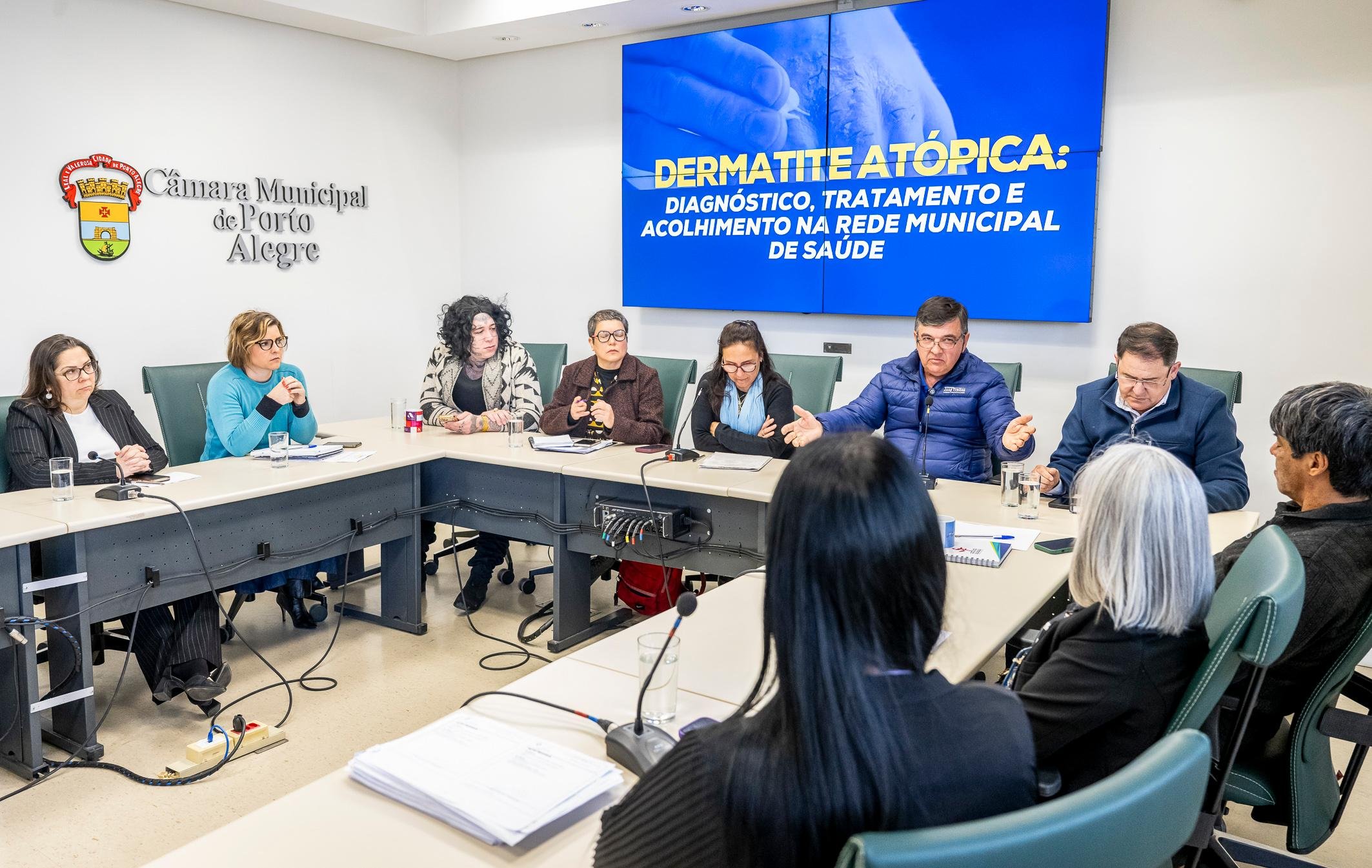 Pauta foi proposta pelo vereador Jos&eacute; Freitas (ao microfone)