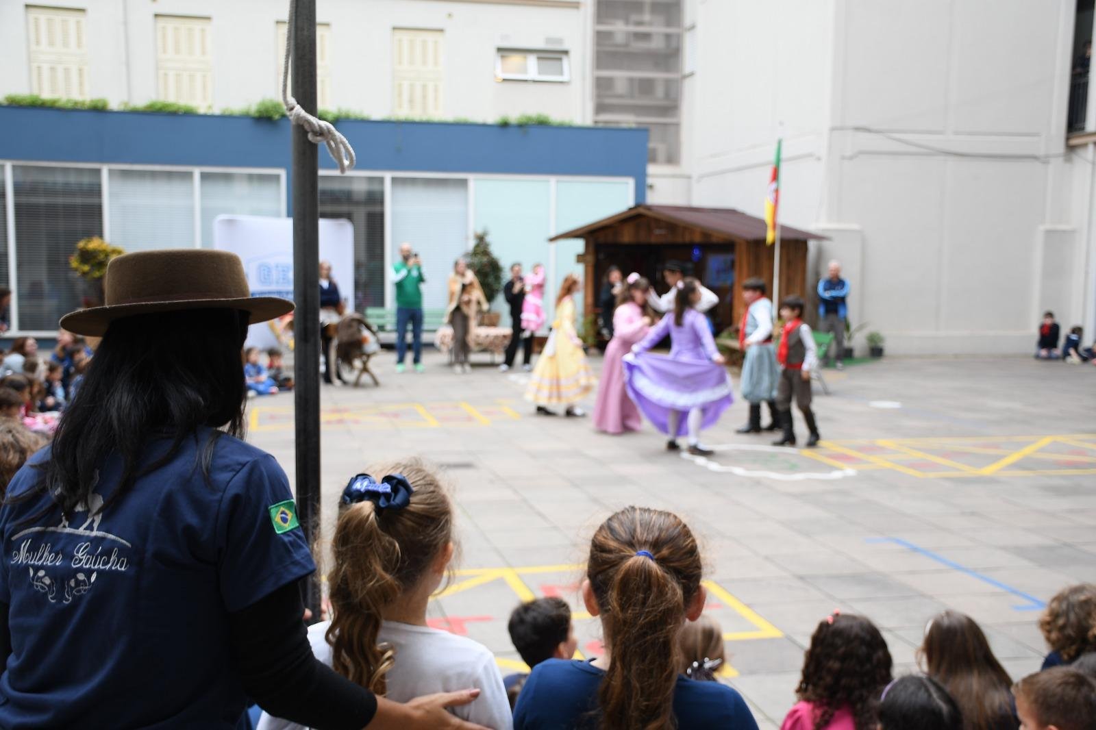 Ros&aacute;rio re&uacute;ne estudantes em atividades da Semana Farroupilha