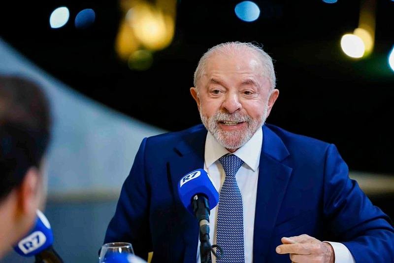 Lula afirma que os ataques de Fl&aacute;vio ao magistrado s&atilde;o motivados pela pris&atilde;o do ex-presidente Jair Bolsonaro (PL), e n&atilde;o pelo caso Banco Master