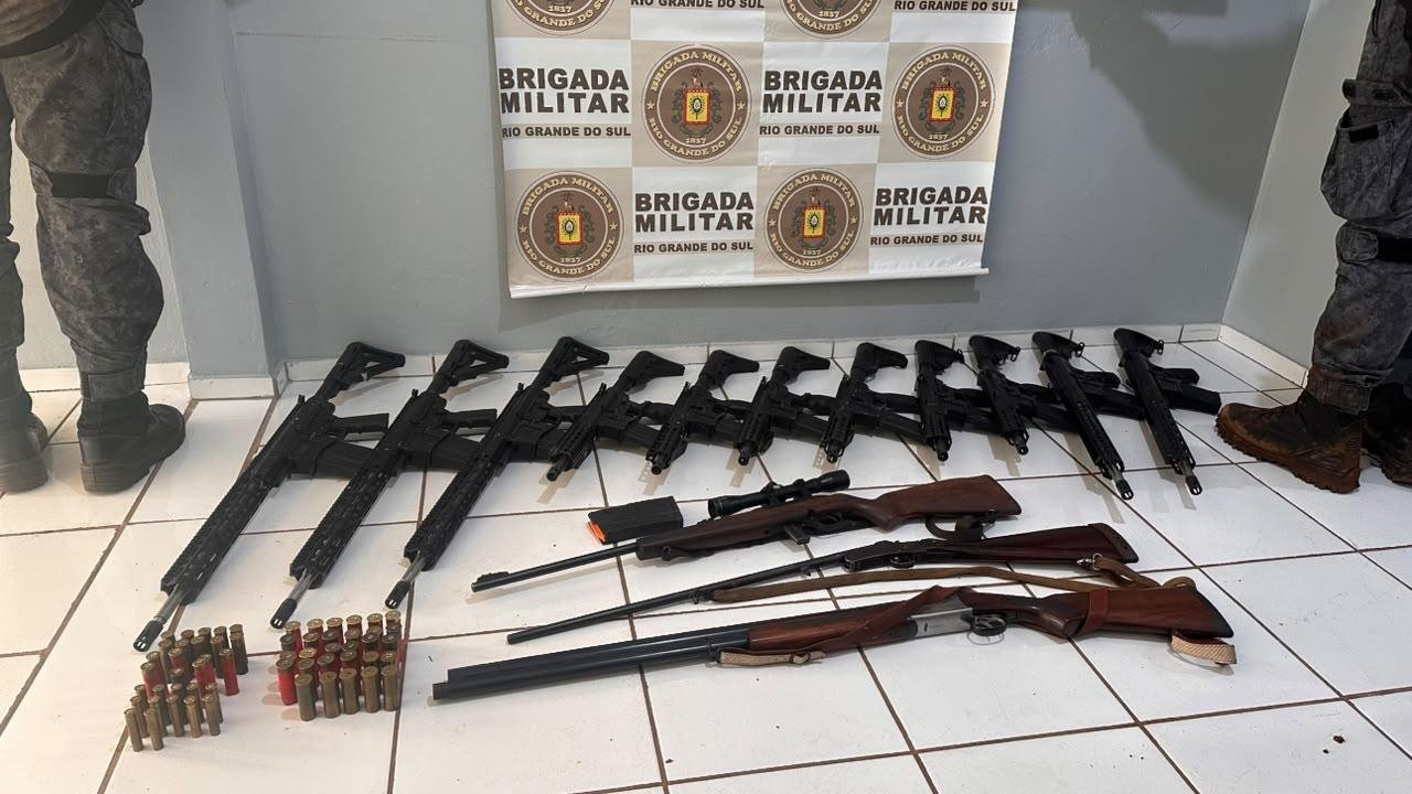 Fuzis de uso restrito foram apreendidos pela Brigada Militar em Coronel Bicaco