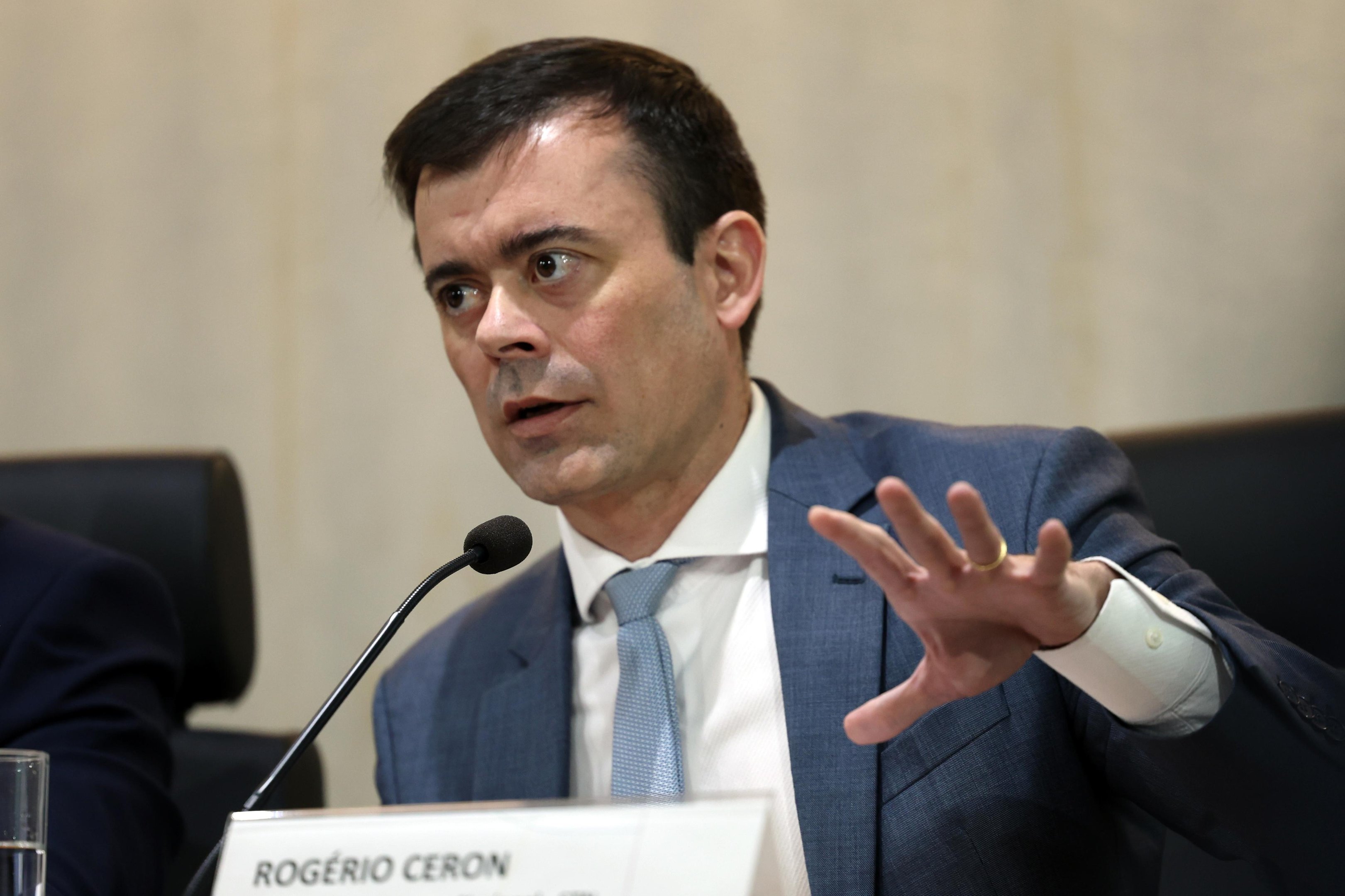 Secret&aacute;rio-executivo do Minist&eacute;rio da Fazenda, Rog&eacute;rio Ceron