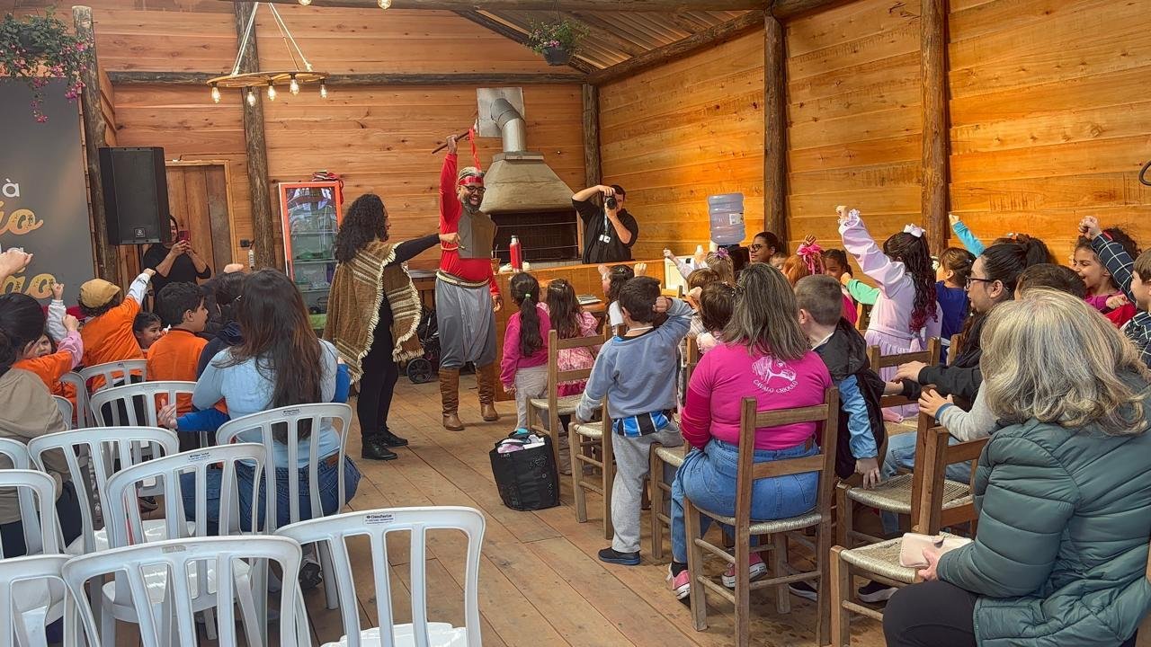 Escola Patinho Feio estuda, em sala de aula e no Parque, tem&aacute;ticas ga&uacute;chas