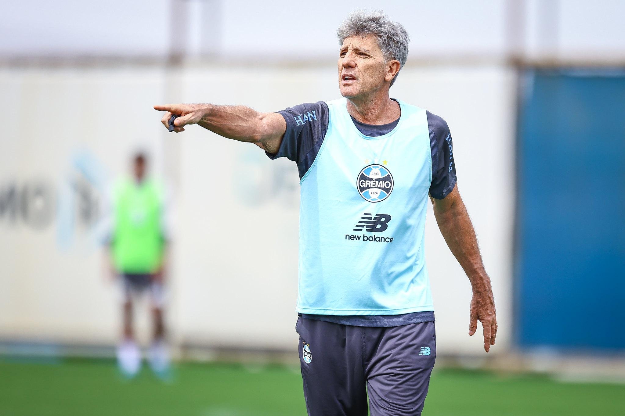 Renato teve tr&ecirc;s treinos para conhecer e trabalhar com os jogadores do Gr&ecirc;mio