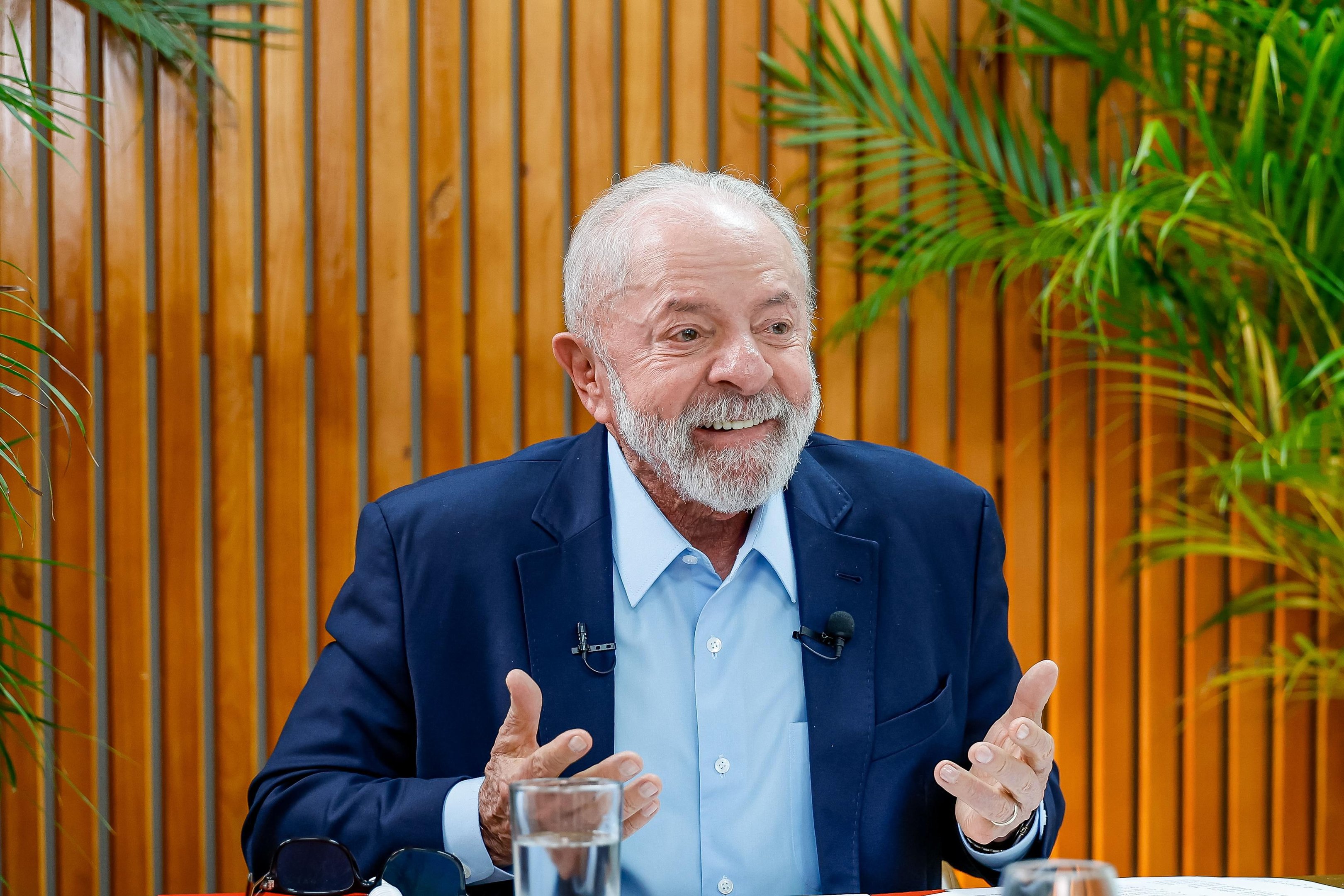 Segundo a coliga&ccedil;&atilde;o, Lula teria defendido a valoriza&ccedil;&atilde;o do sal&aacute;rio m&iacute;nimo