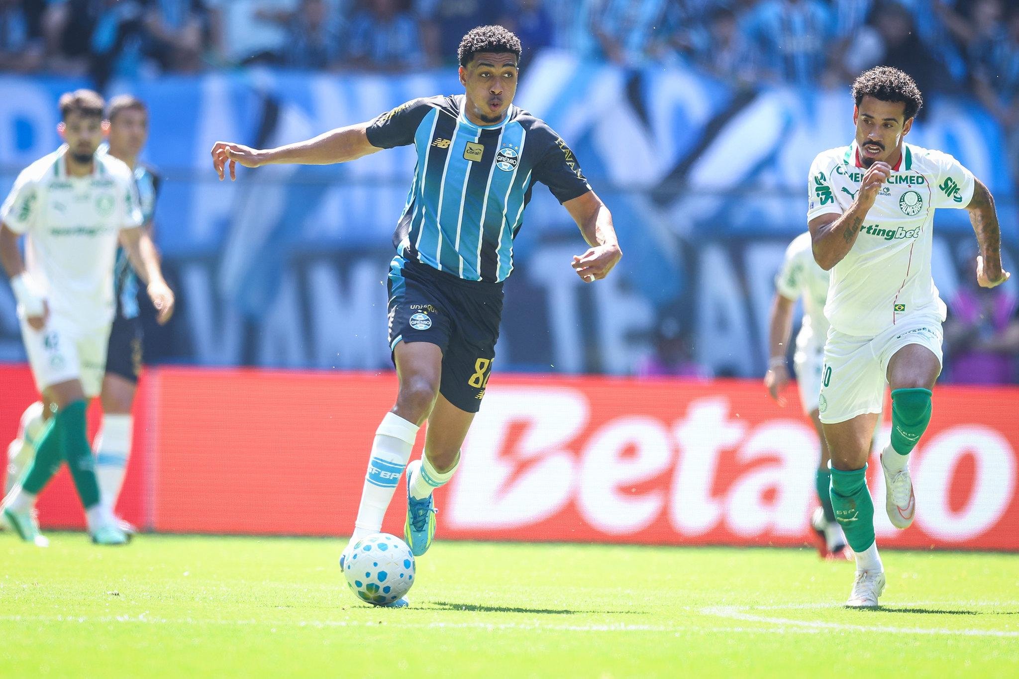 Wallace deve atuar no Gre-Nal 455