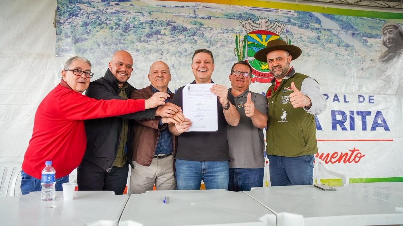 A chegada de mais 100 moradias representa um passo importante na reconstru&ccedil;&atilde;o da cidade