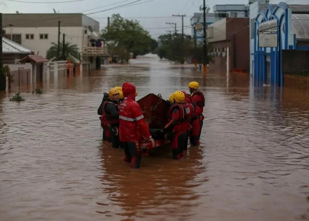 Em apenas 6 horas, cidades da regi&atilde;o serrana registraram acumulados entre 100 mm e 150 mm