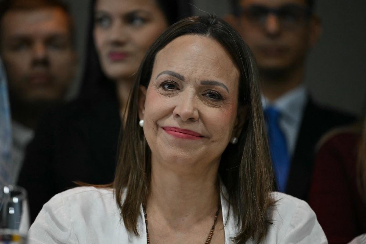 Corina Machado saiu da clandestinidade na Venezuela em dezembro de 2025