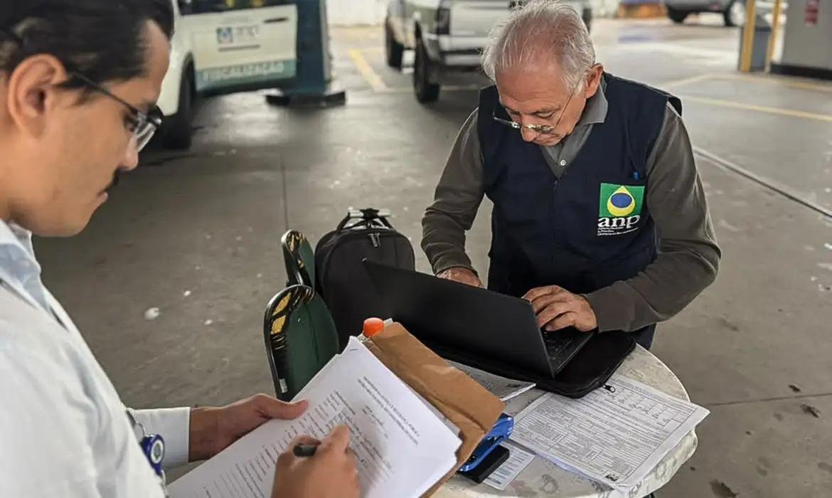 Senacon iniciou a Opera&ccedil;&atilde;o Carga Pesada para apurar poss&iacute;veis aumentos abusivos nas margens de lucro de postos de combust&iacute;veis em todo o pa&iacute;s