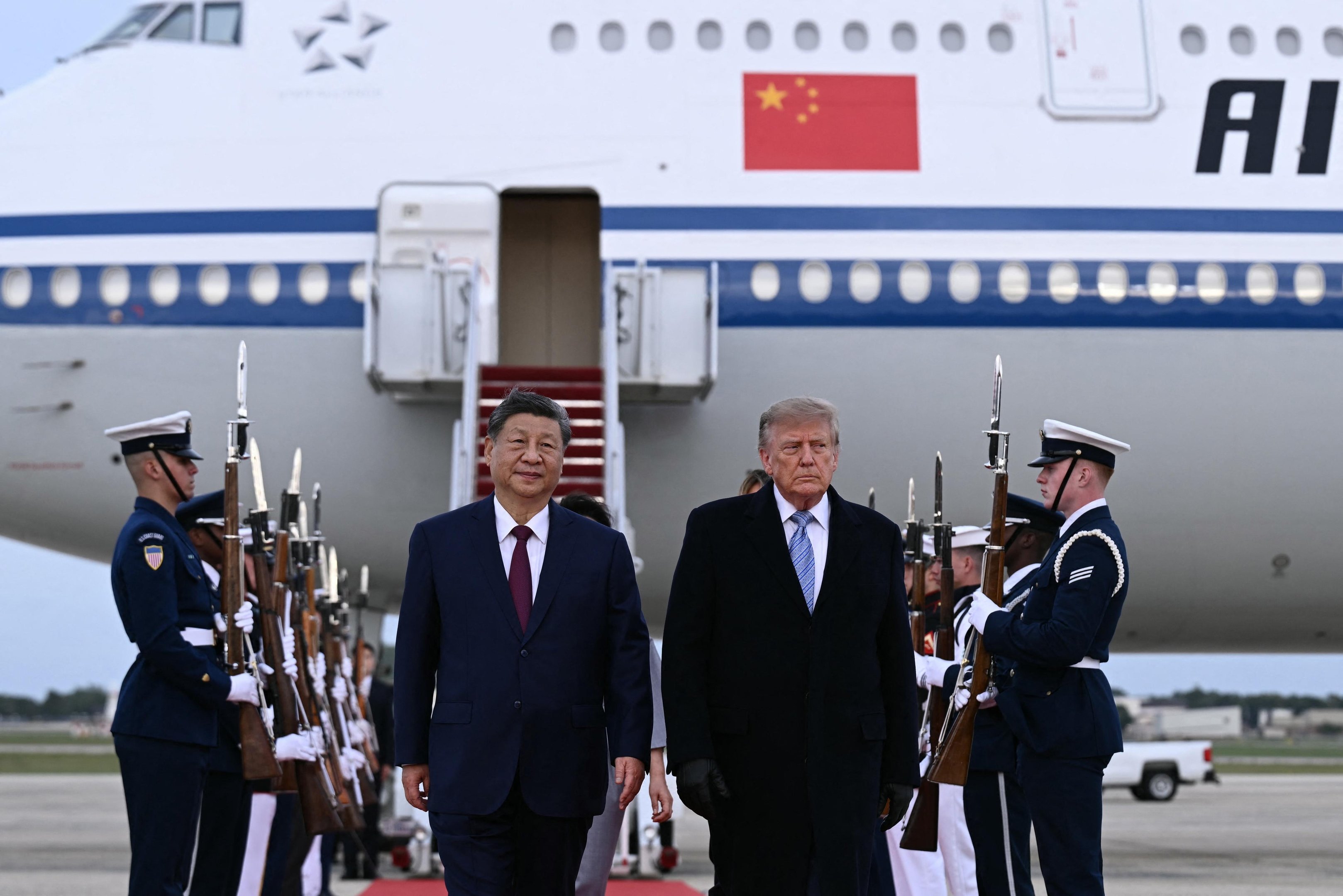 Xi Jinping chega a Washington para c&uacute;pula com Trump