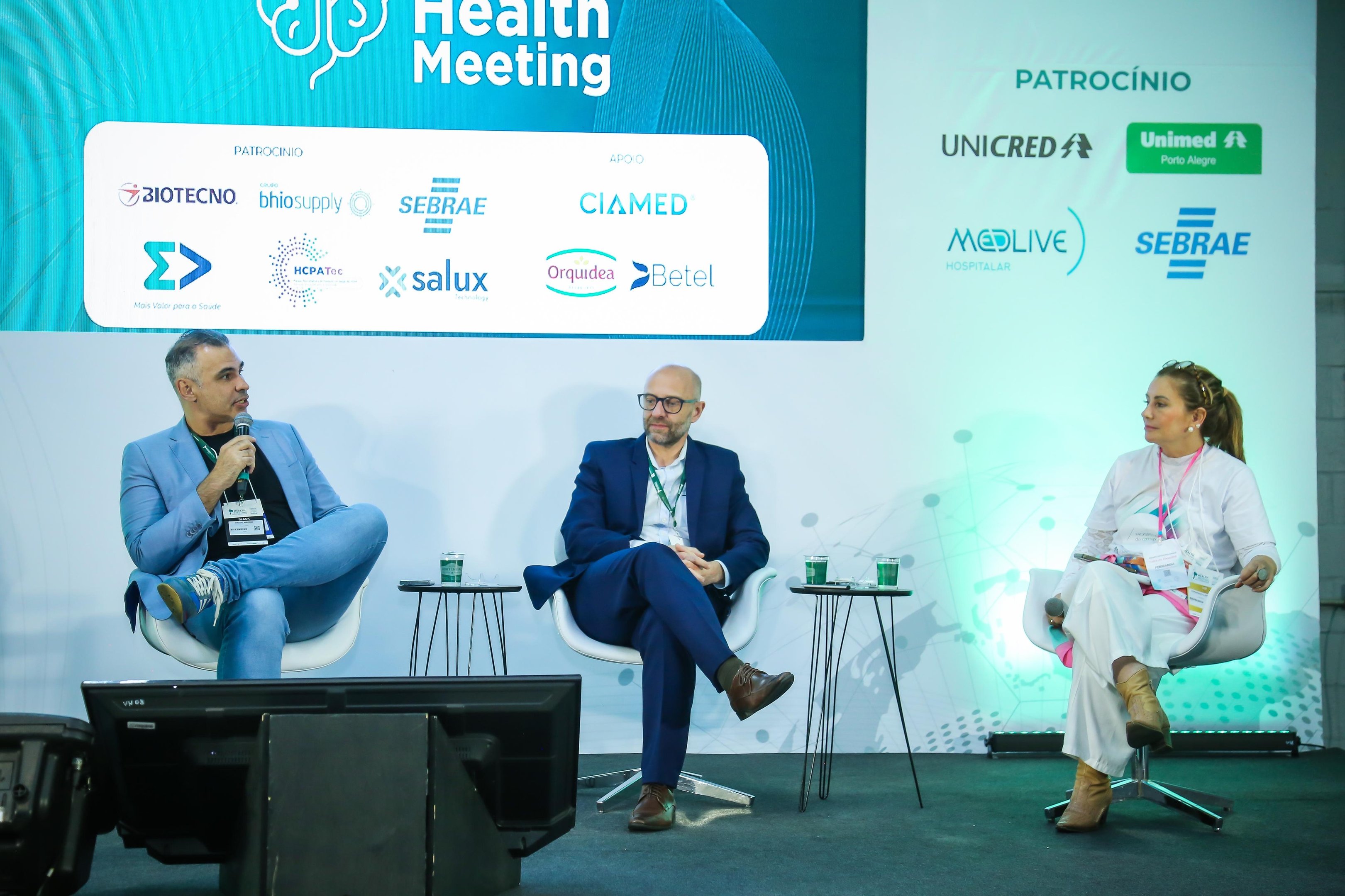 Evento reuniu especialistas para discutir desde futuro da acredita&ccedil;&atilde;o e aplica&ccedil;&atilde;o da intelig&ecirc;ncia artificial