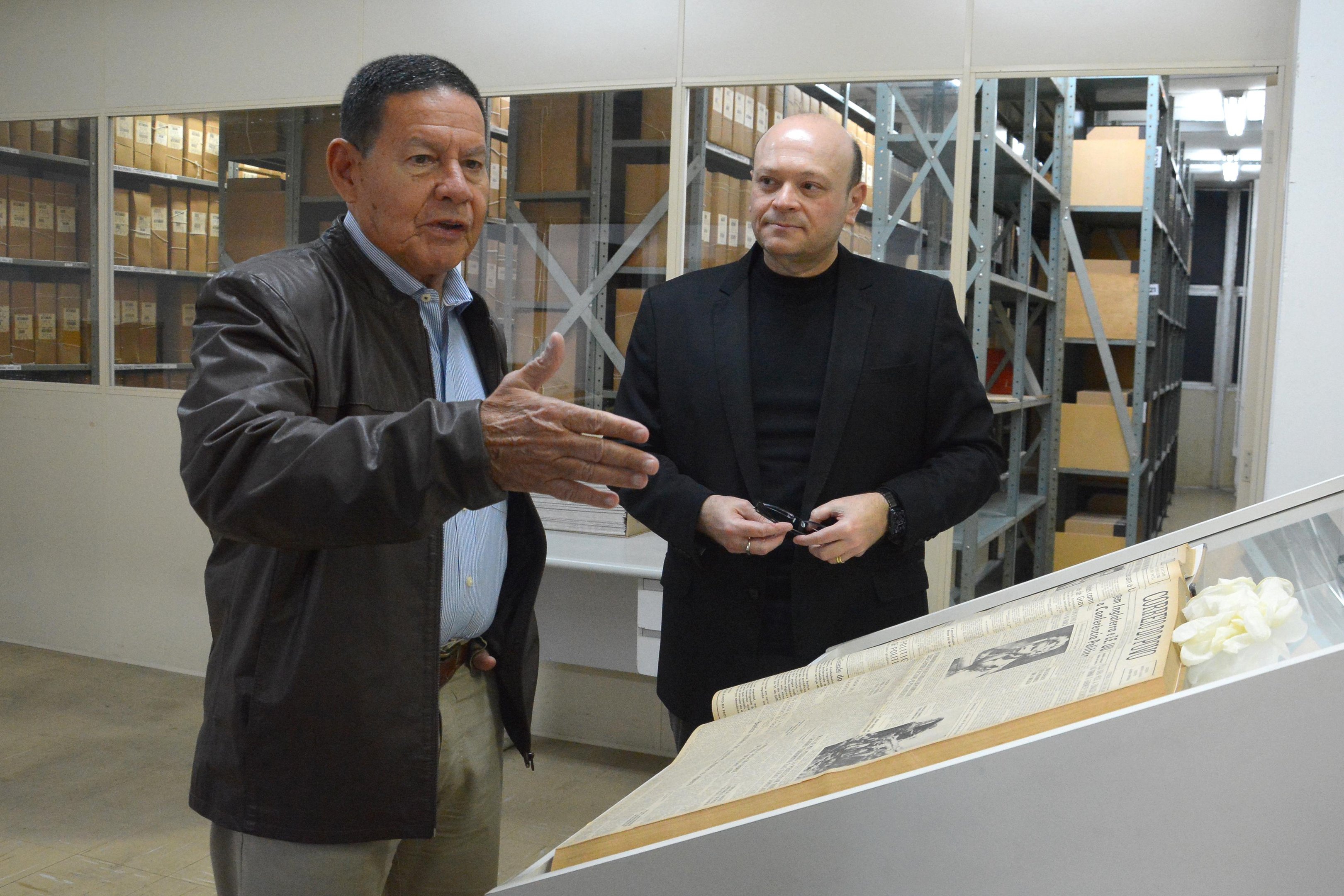 Senador Hamilton Mour&atilde;o visitou o Correio do Povo nesta sexta-feira