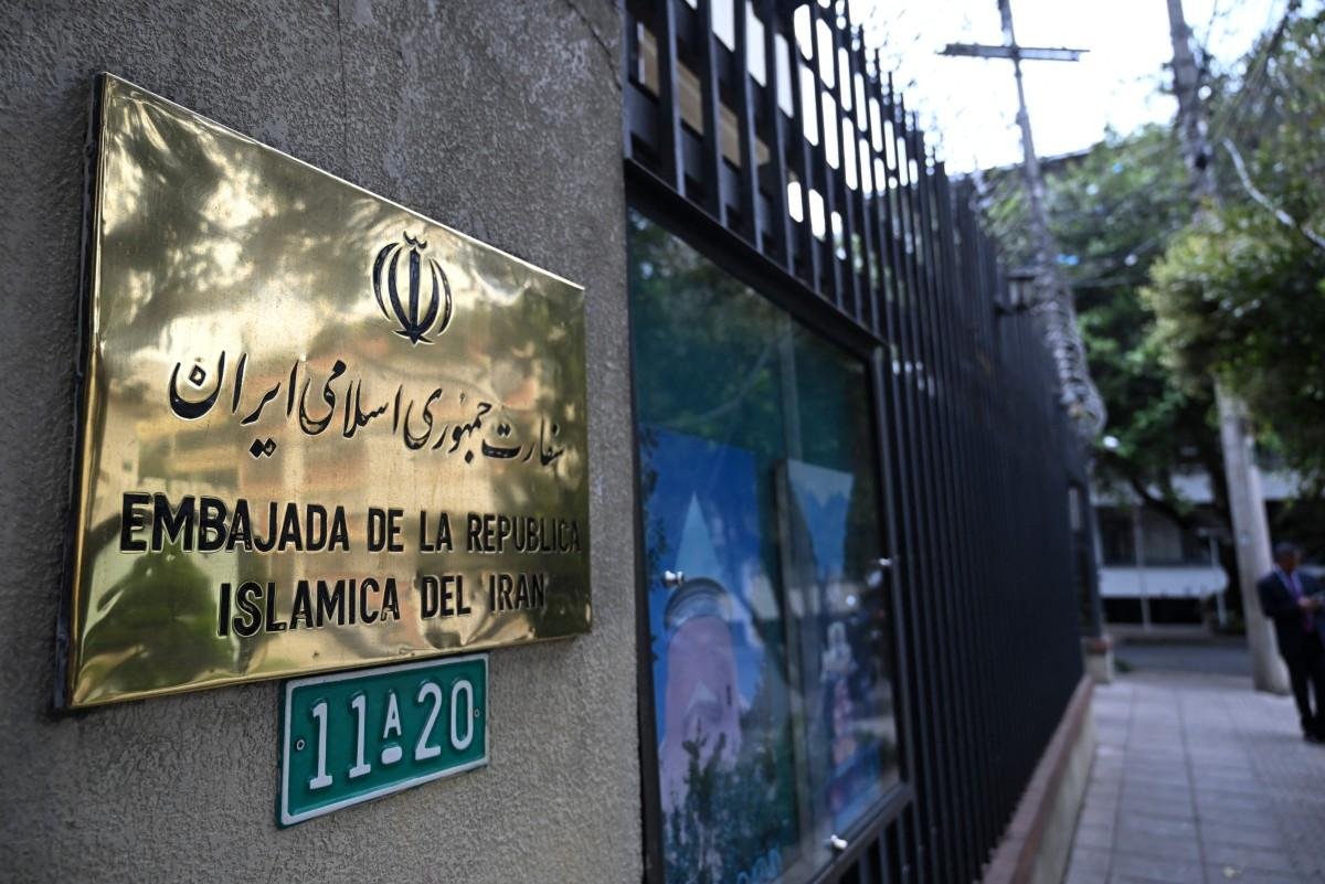 Col&ocirc;mbia decide romper rela&ccedil;&otilde;es com Ir&atilde;