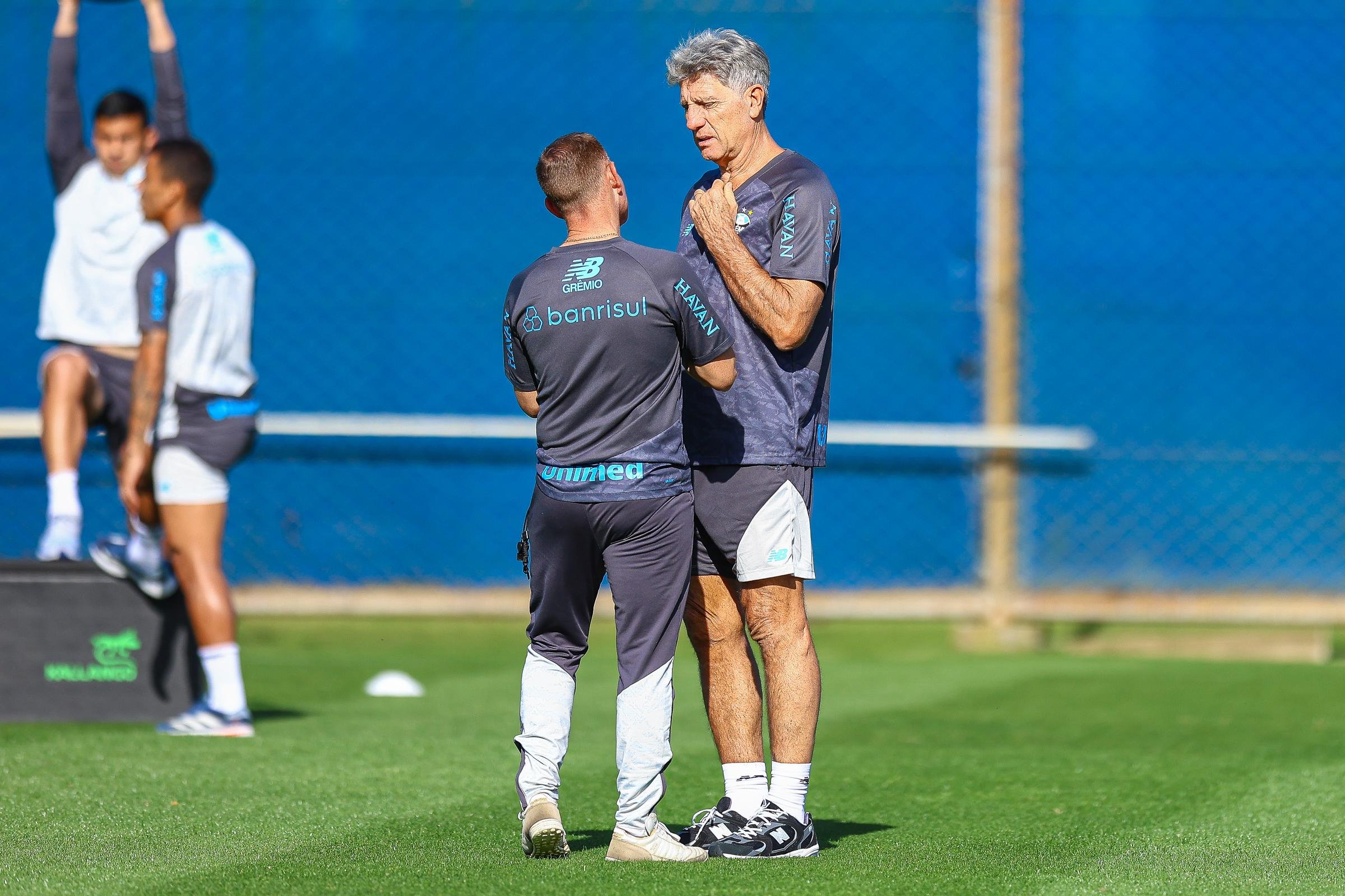 Renato Portaluppi e Rog&eacute;rio Dias em treino do GR&ecirc;mio