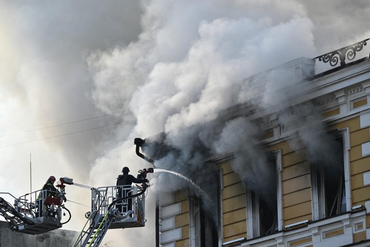 Bombardeio atingiu Academia de Ci&ecirc;ncias