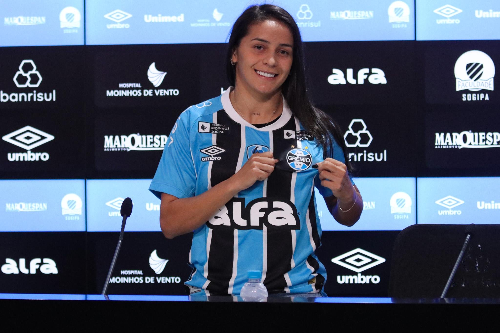 Lateral chegou ao Tricolor em 20 de agosto de 2025