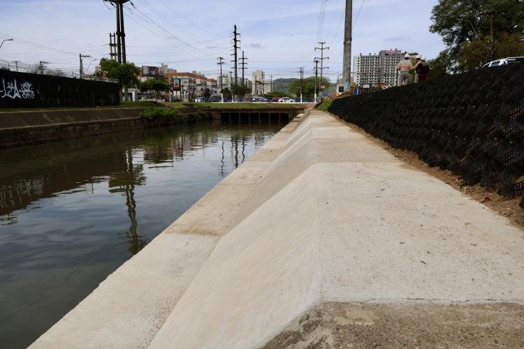 Obra conclu&iacute;da fica nas proximidades da rua Prof. Cristiano Fischer