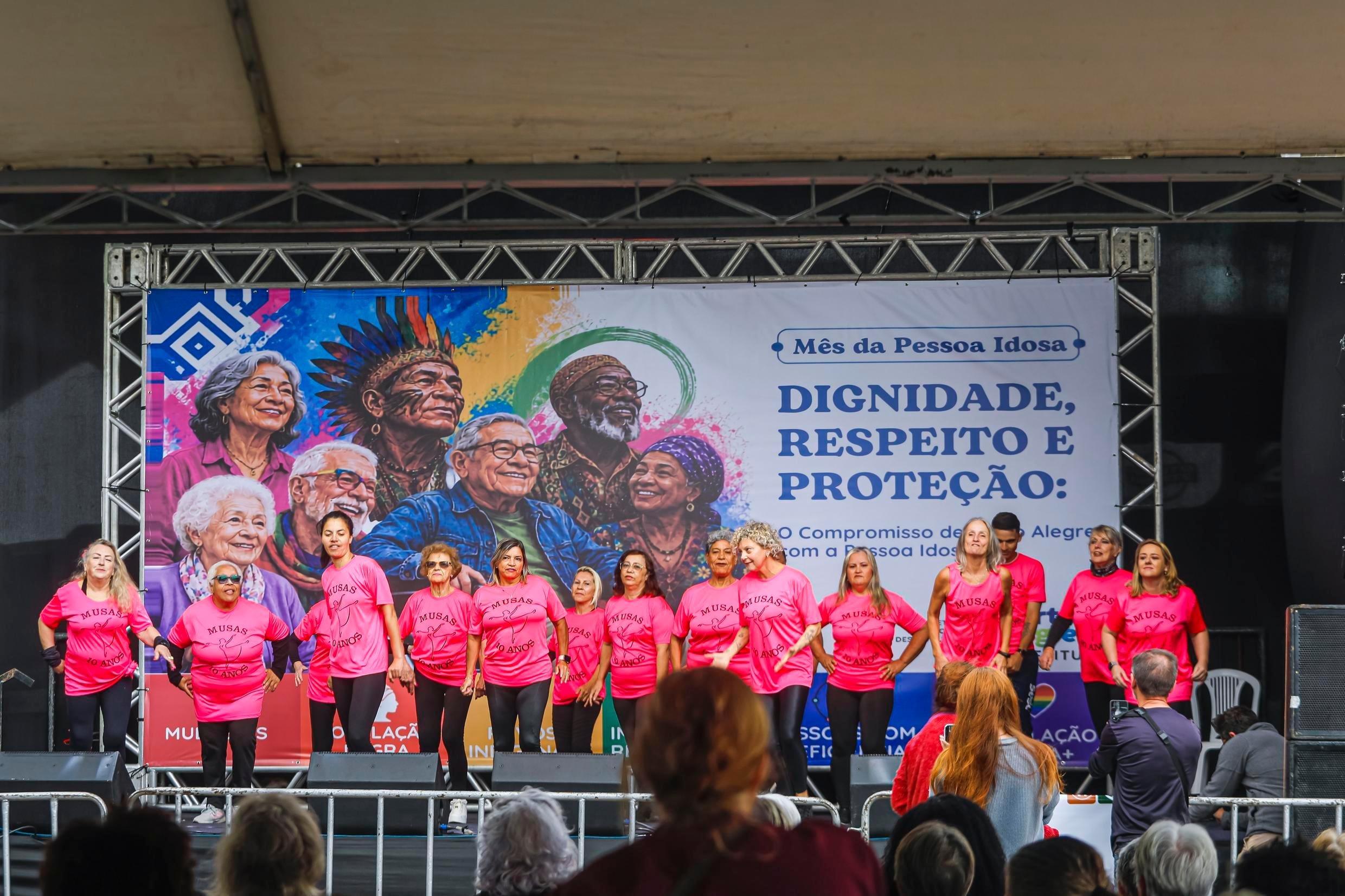 Iniciativa segue at&eacute; 28 com uma programa&ccedil;&atilde;o de atividades culturais, esportivas, de entretenimento e lazer, incluindo orienta&ccedil;&otilde;es jur&iacute;dicas e servi&ccedil;os de sa&uacute;de.