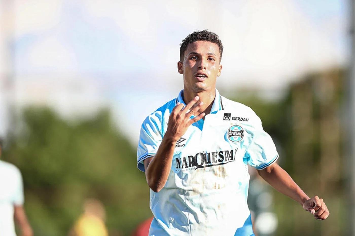 Fellipe Magalh&atilde;es tem contrato com o Tricolor at&eacute; janeiro de 2030