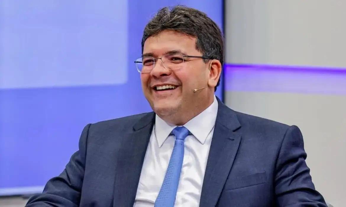 Rafael Fonteles seguir&aacute; &agrave; frente do governo piauiense por mais quatro anos