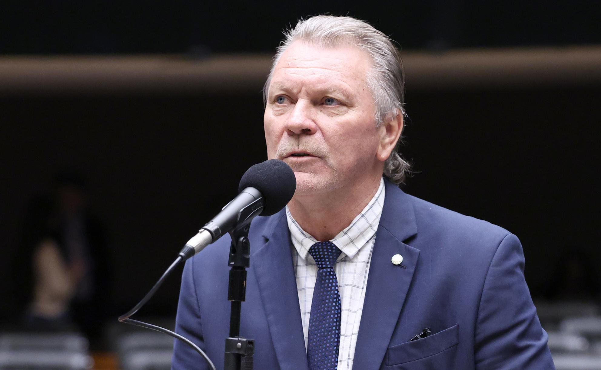 Refer&ecirc;ncia do agro na bancada ga&uacute;cha, parlamentar mant&eacute;m a vaga em Bras&iacute;lia