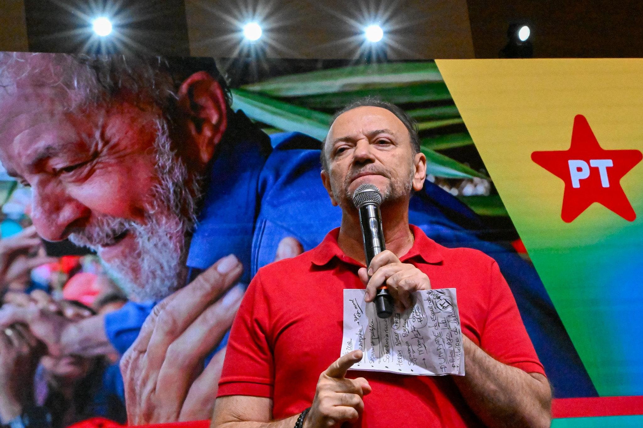 Presidente do PT dialoga com PSD e Republicanos sobre a posi&ccedil;&atilde;o dos partidos no pleito
