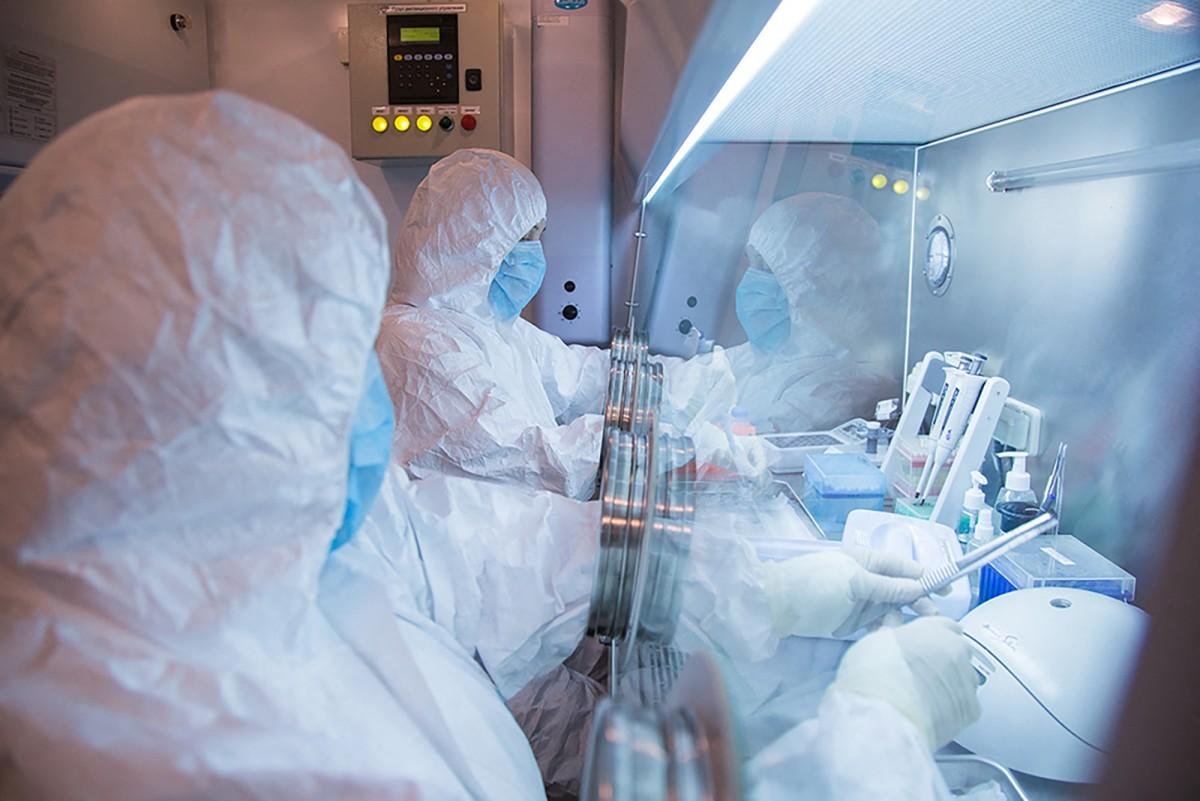 OMS acompanha morte de t&eacute;cnica de laborat&oacute;rio na Sib&eacute;ria, mas v&ecirc; risco muito baixo para a Europa