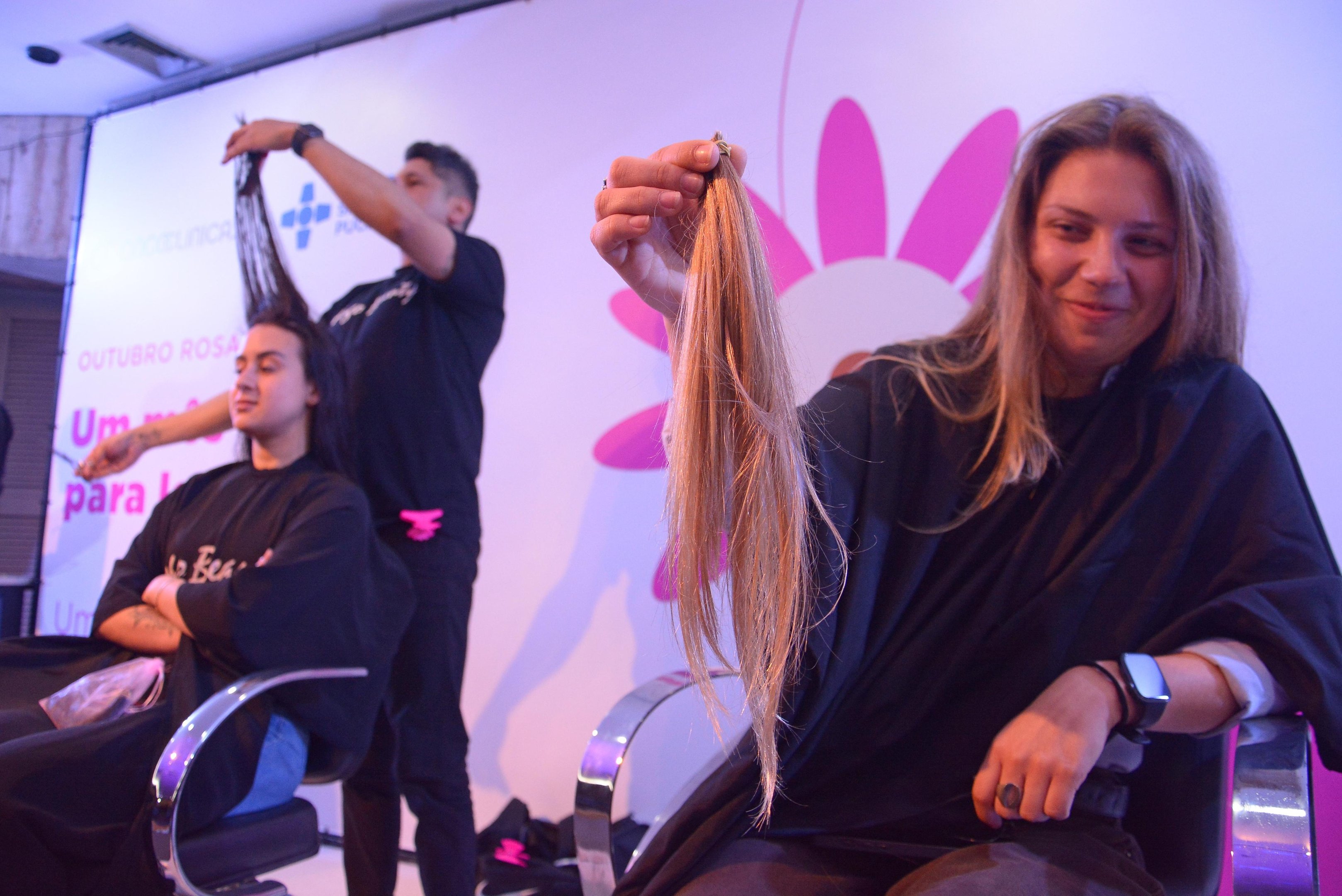 A&ccedil;&atilde;o convida participantes a doarem mechas de cabelo para a confec&ccedil;&atilde;o de perucas destinadas a pacientes em tratamento oncol&oacute;gico