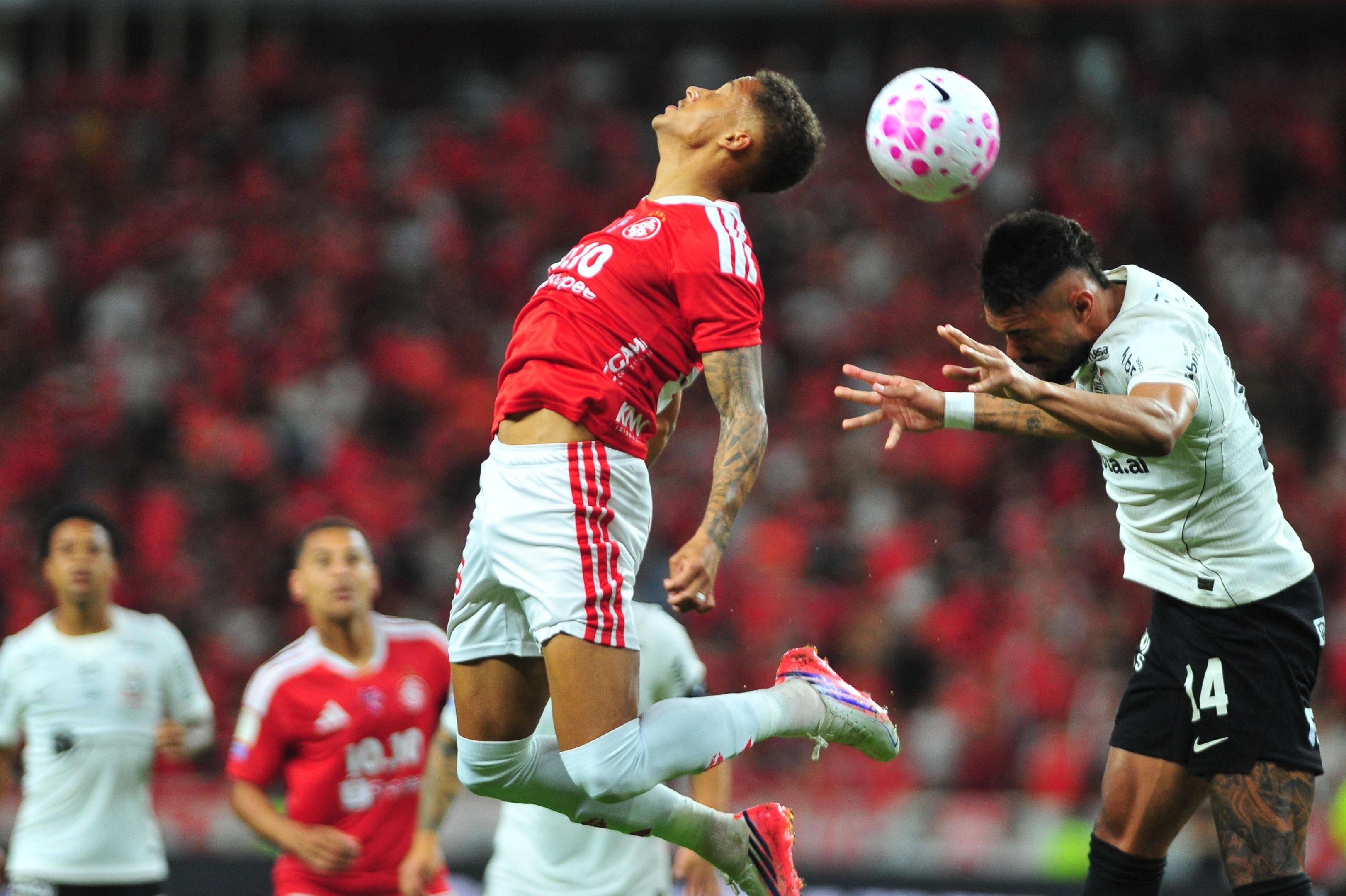 Anthoni foi o melhor! Confira as notas dos jogadores do Inter na vitória sobre o Corinthians