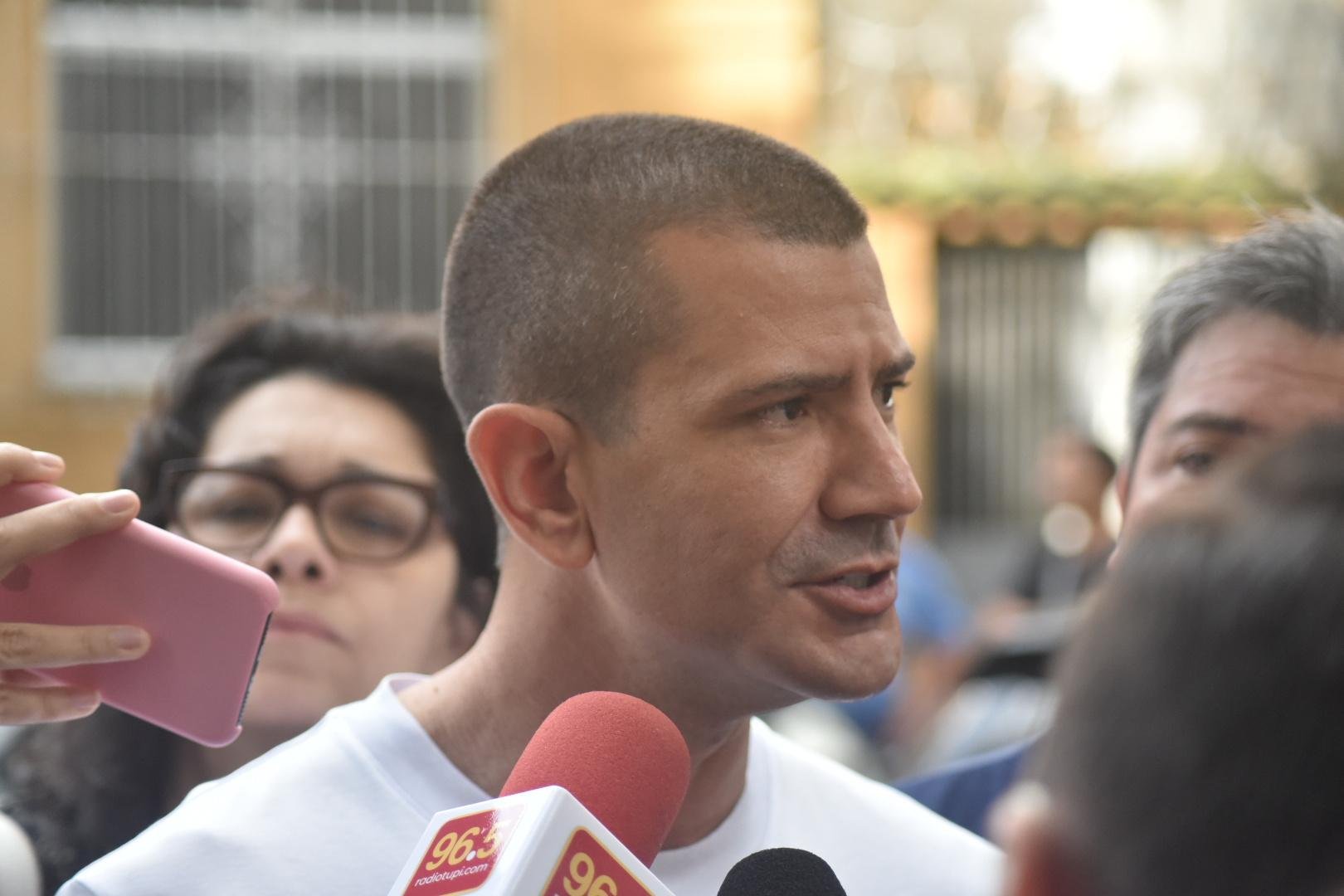 TSE anula votos de Garotinho e abre caminho para vit&oacute;ria do governador do Rio de Janeiro sem segundo turno