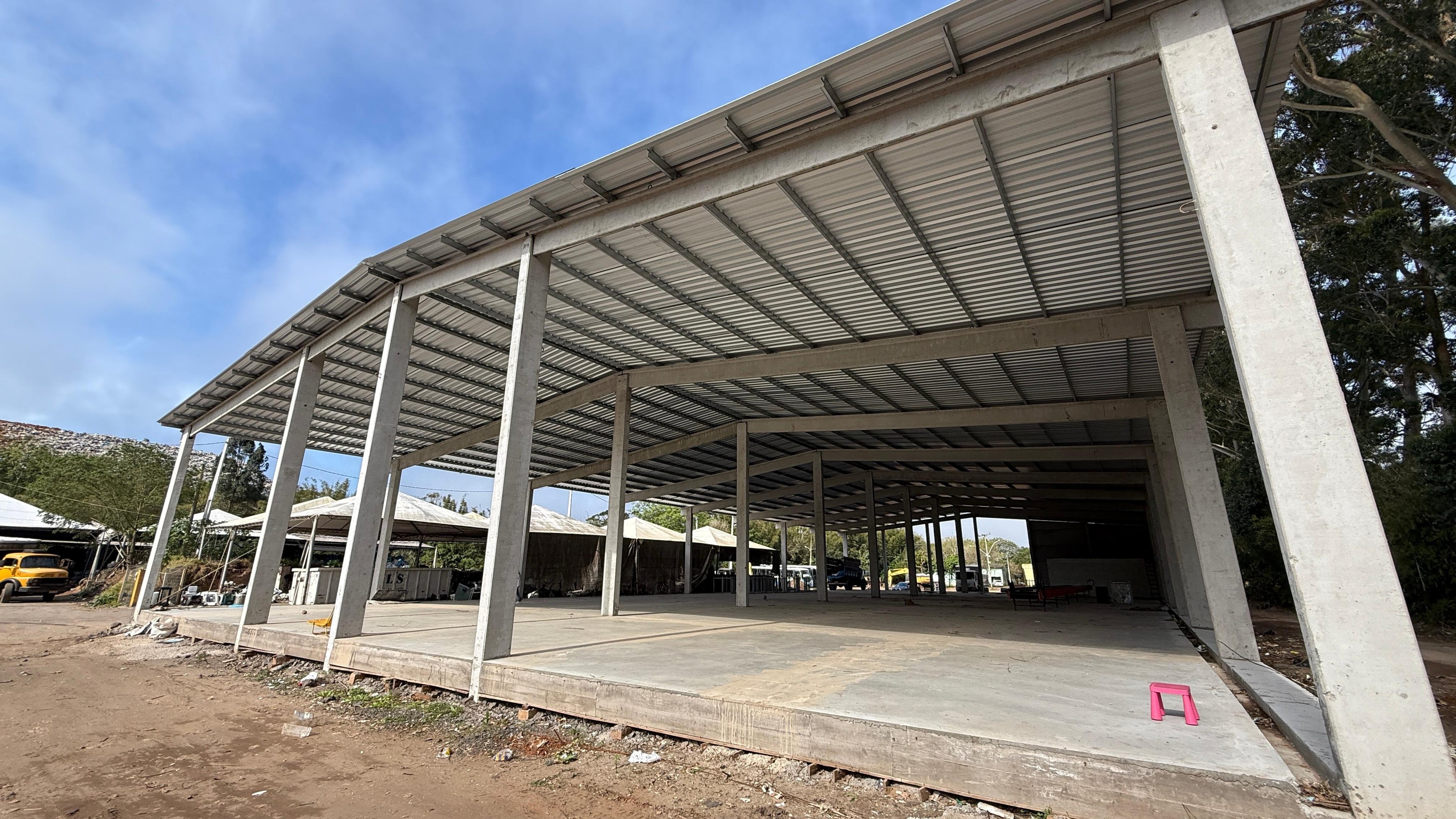 Novo pavilh&atilde;o qualificar&aacute; as condi&ccedil;&otilde;es para a separa&ccedil;&atilde;o e reaproveitamento de materiais recicl&aacute;veis